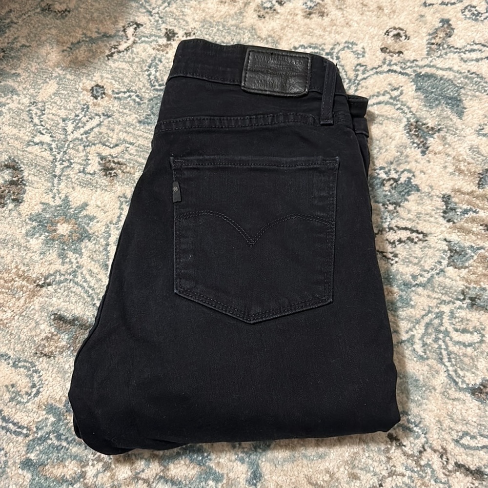 Black Levi’s High Rise Skinny Jeans